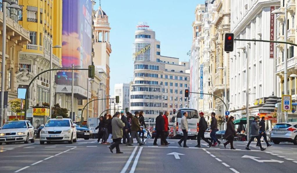 Punta Me Rooms Near The Gran Via Madri Exterior foto