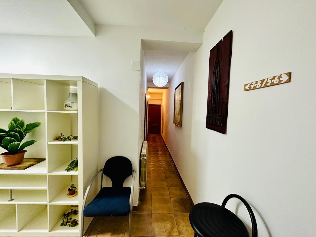Punta Me Rooms Near The Gran Via Madri Exterior foto